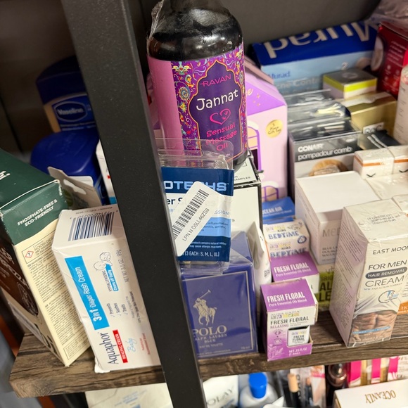 Tuesday Night NEW Pallet Health & Beauty 7:30 EST - Picture 4 of 13